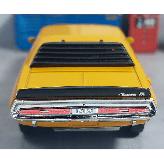 Dodge Challenger TA 1970 Carro A Escala De Colección