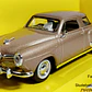 STUDEBEAKER CHAMPION ESCALA 1/43 MARCA YATMING - Miniatura 1