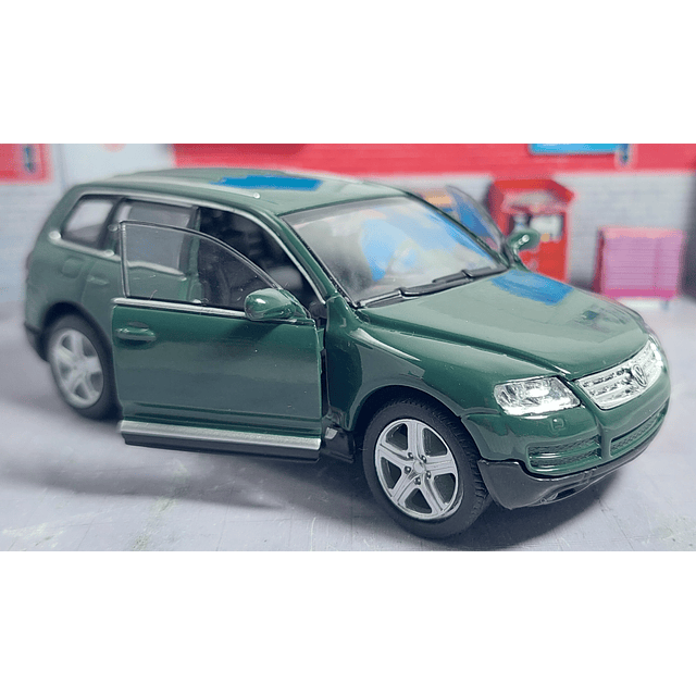 VOLKSWAGEN TOUAREG Escala 1:36 Carro De Coleccion 