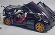 Pagani Huayra Roadster, morado Chino, Escala 1-24