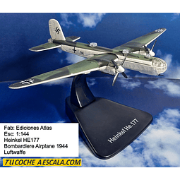 Heinkel HE177 Bombardiere Airplane 1944 - Luftwaffe -, Ediciones Atlas, Escala 1-144