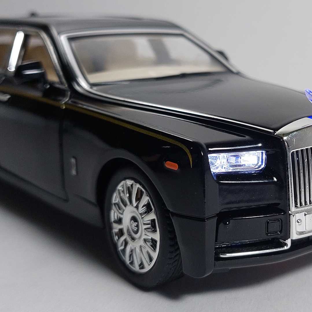 Rolls Royce Phantom, Che Zhi, Escala 1-24 2