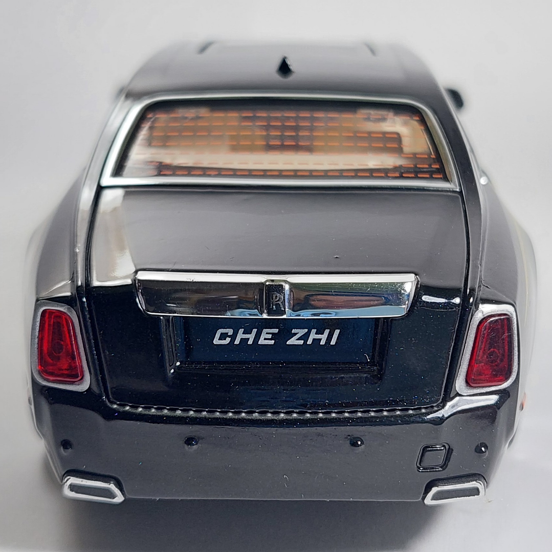 Rolls Royce Phantom, Che Zhi, Escala 1-24 5