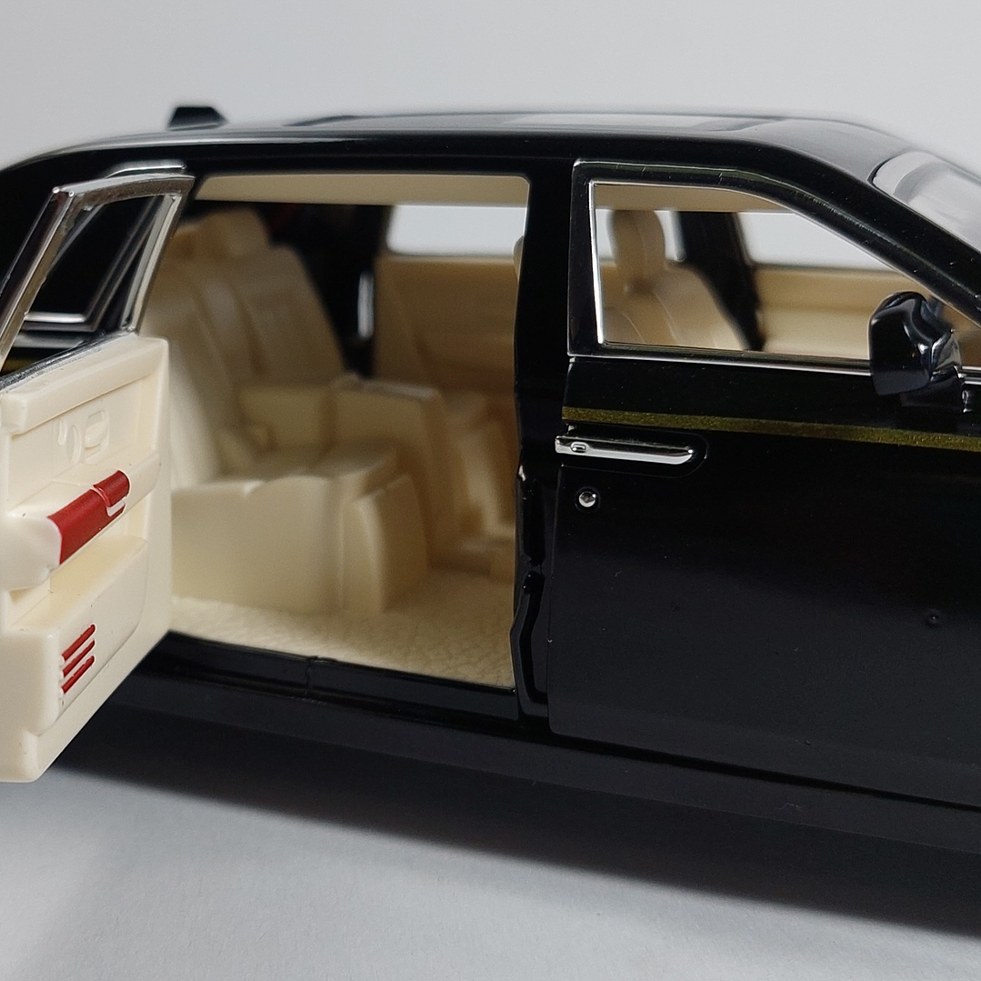 Rolls Royce Phantom, Che Zhi, Escala 1-24 8