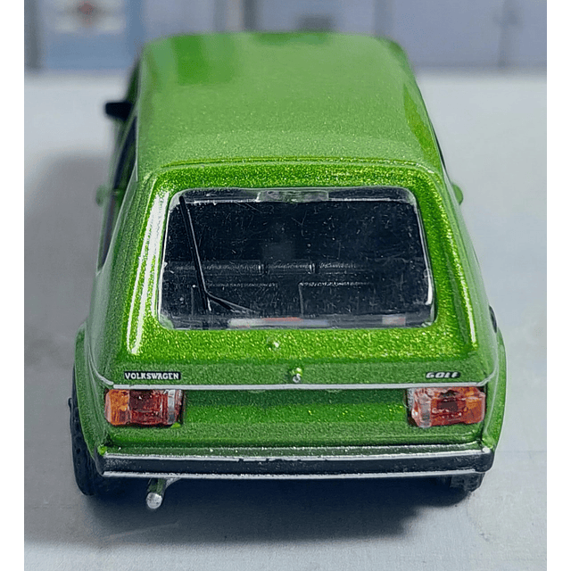 Volkswagen GOLF Escala 1-64 