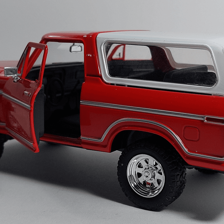Ford Bronco 1978, Motor Max, Escala 1-24 5