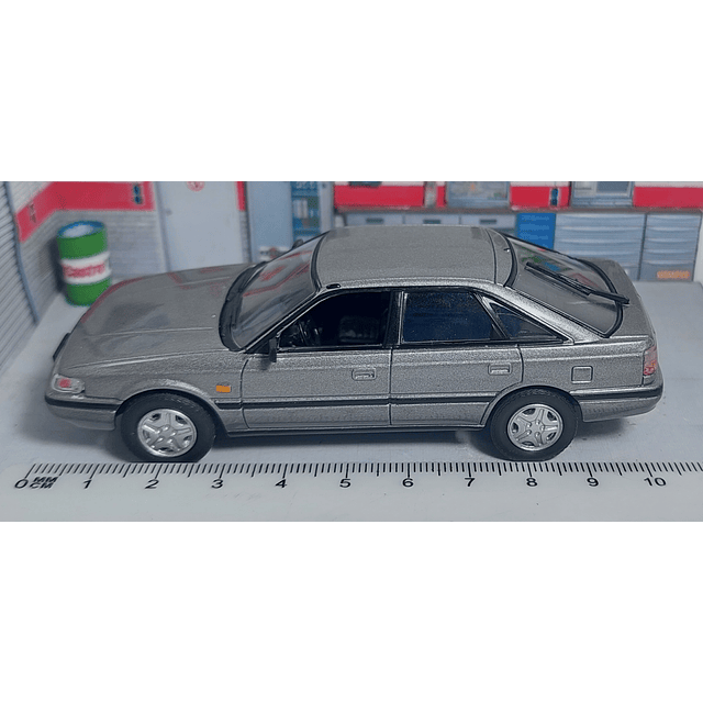 Mazda 626 glx, Carro A Escala 1/43 