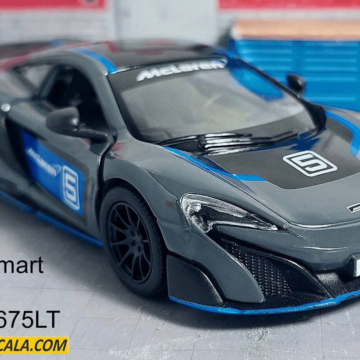 McLaren 675LT, Kinsmart, Escala 1-36 1