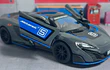 McLaren 675LT, Kinsmart, Escala 1-36