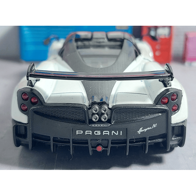 Pagani Huayra BC 2016, Kinsmart, Escala 1-38