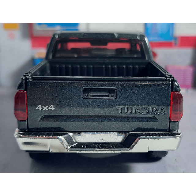 Toyota Tundra 1-32 MARCA KINGTOYS