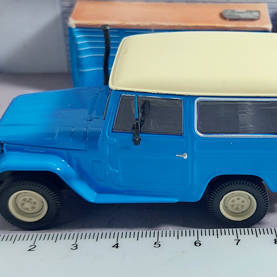 Toyota Fj 40 Carro A Escala 1/43 De Colección 4
