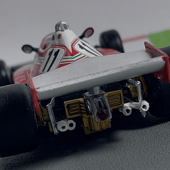 Ferrari 312 T2-Niki Lauda 1976 , Ixo, Escala 1-43 6