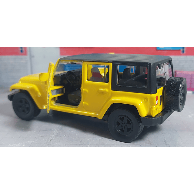 Jeep Wrangler Unlimited 2015, Maisto, Escala 1-41