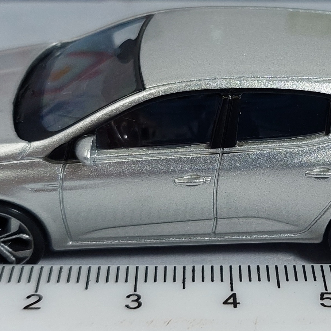 Renault Megane Escala 1/64 norev 3