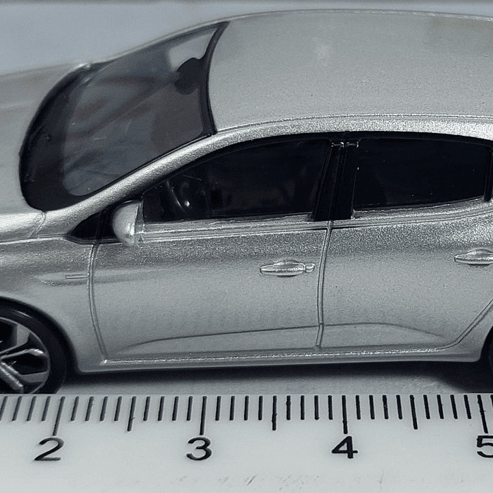 Renault Megane Escala 1/64 norev 3