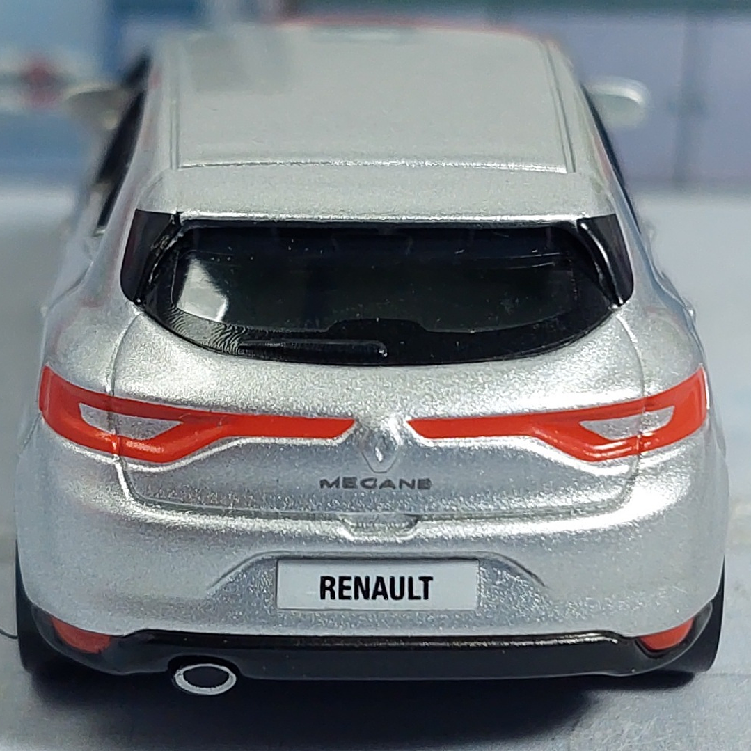 Renault Megane Escala 1/64 norev 4