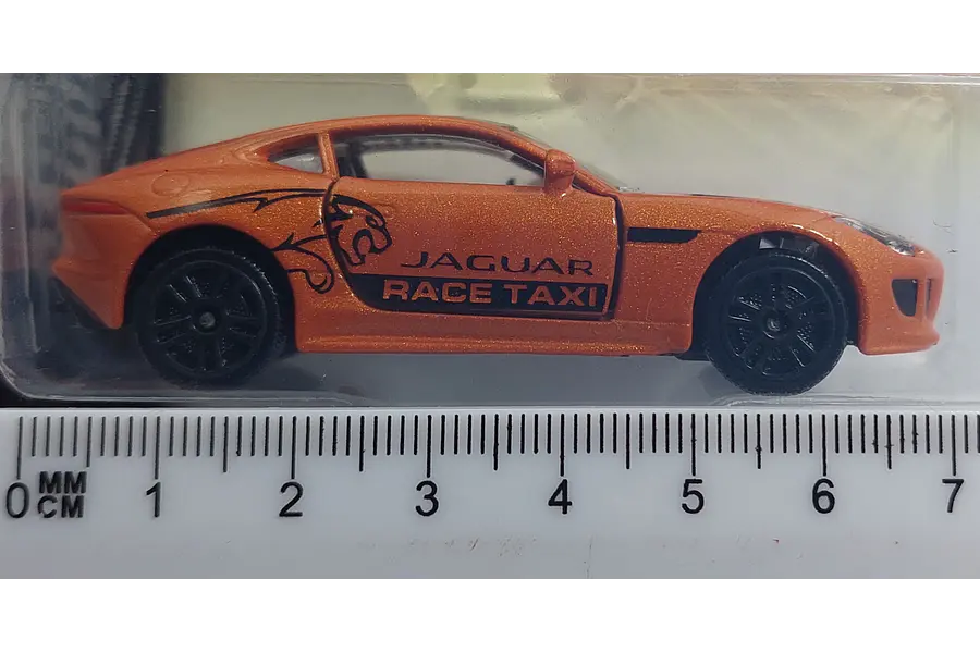 Jaguar F-Type R 1/59 de Majorette