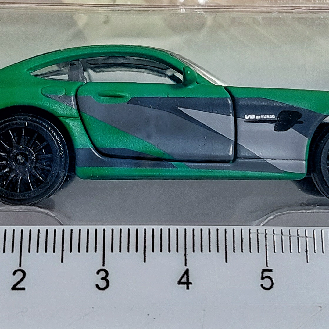 Mercedes-AMG GT-R, Majorette, Escala 1-61 2