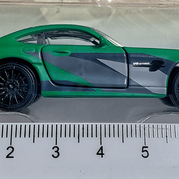 Mercedes-AMG GT-R, Majorette, Escala 1-61 2