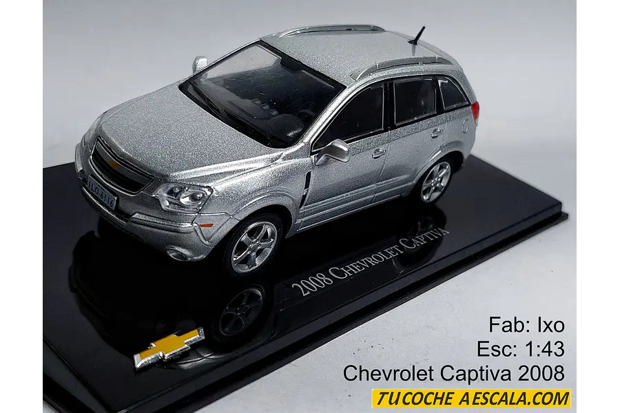 Chevrolet Captiva 2008 Carro A Escala 1/43 marca Ixo