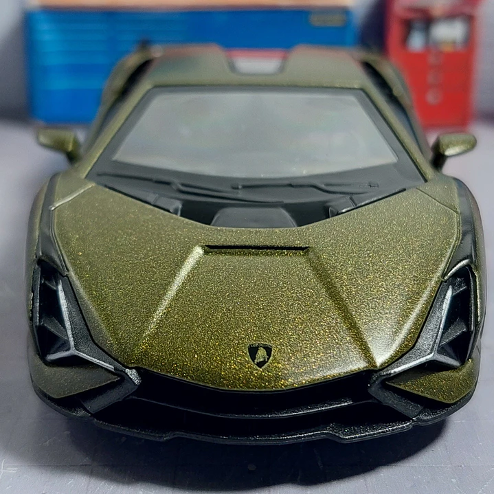 Lamborghini Sian FKP 37, Kinsmart, Escala 1-36 2