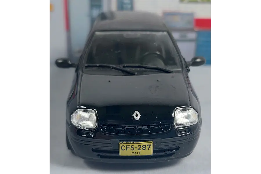 Renault Clio, marca ixo, Escala 1-43