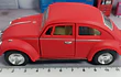 VOLKSWAGEN Escarabajo ROJO  MATE Escala 1-32