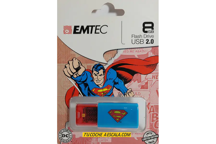 Flash Drive USB 2.0 de 8 GB, EMTEC, SuperMan