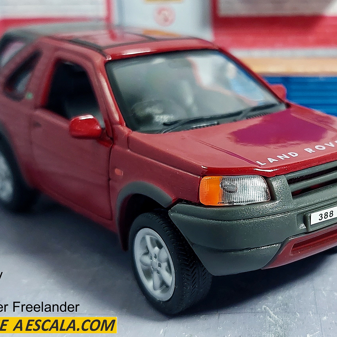 Land Rover Freelander vinotinto , Escala 1/36, Marca WELLY 1