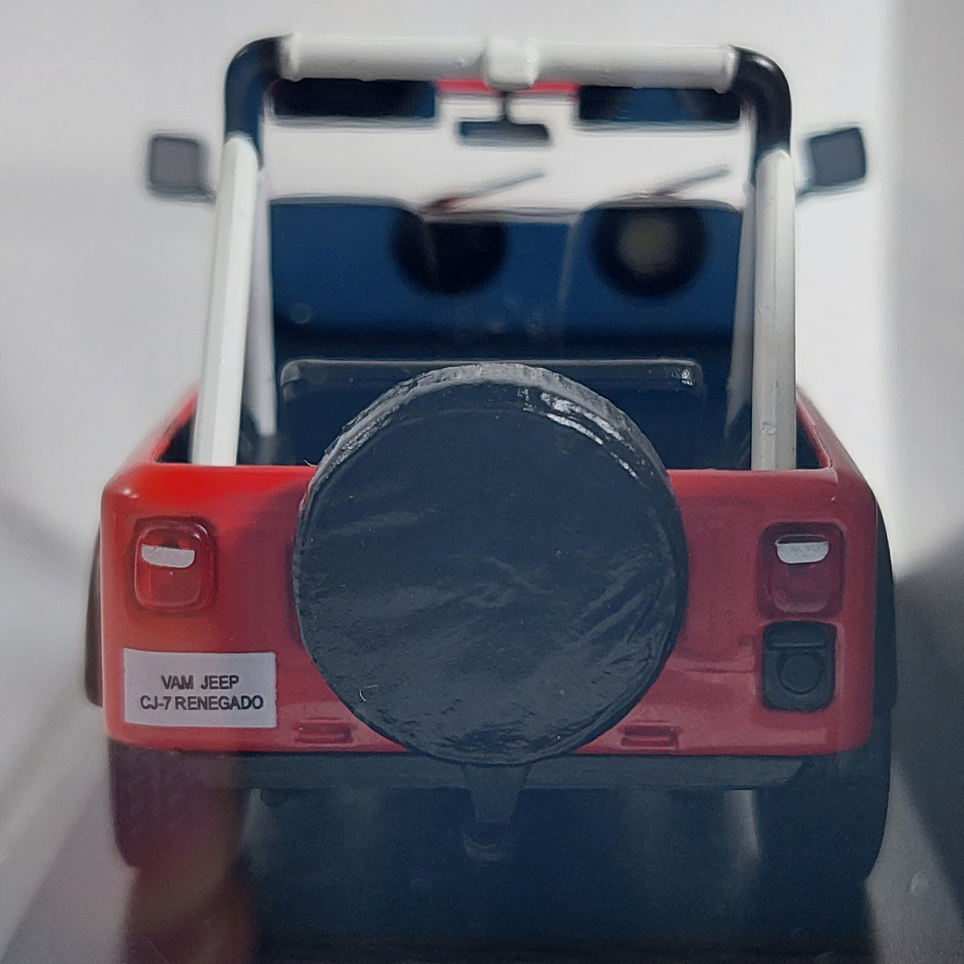 Jeep CJ-7 Renegado 1983, Ixo, Escala 1-43 4
