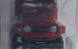 Nissan Patrol 1975 con Mochilera , Greenlight, Escala 1-64