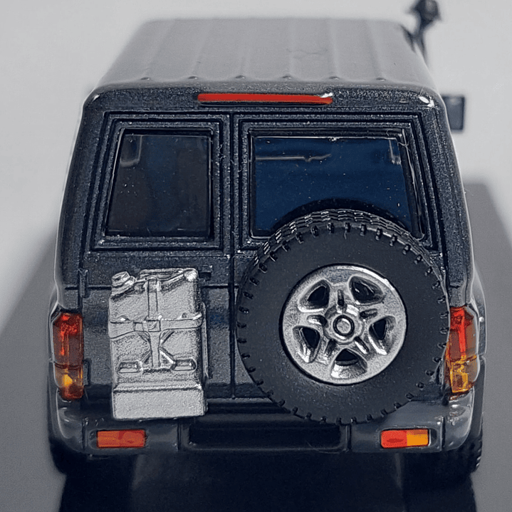 Toyota Land Cruiser 71 2014, 64 Paragon, Escala 1-64 7