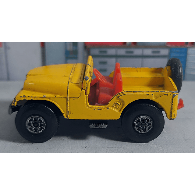 Jeep Descapotado, Matchbox, Escala 1-64