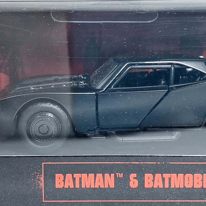 The Batman & Batmobile 1/32 marca jada Carro A Escala De Colección   1