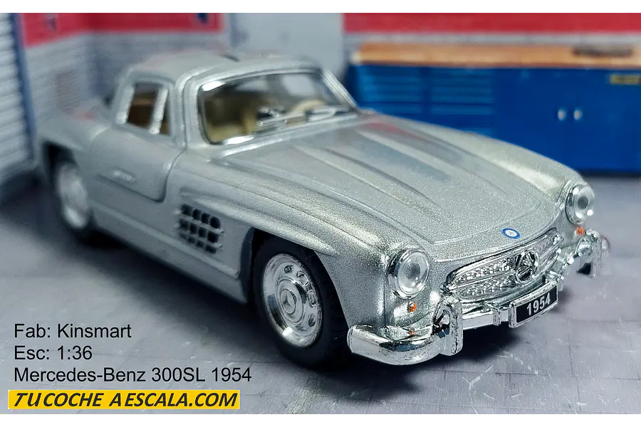 Mercedes-Benz 300SL ALAS DE GAVIOTA 1954, Kinsmart, 1-36 