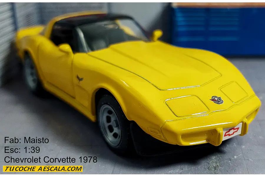 Chevrolet Corvette 1978, Escala 1/38 marca maisto
