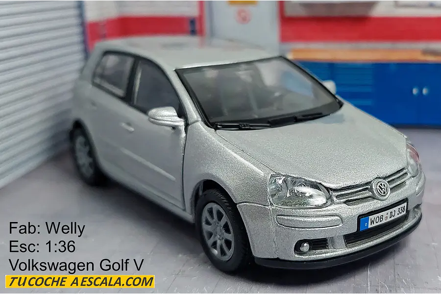 VOLKSWAGEN GOLF MK V Escala 1/36 De Coleccion