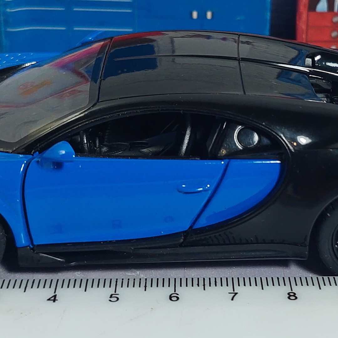 BUGATTI CHIRON AZUL 1/36 ,KINSMART EN CAJA 2
