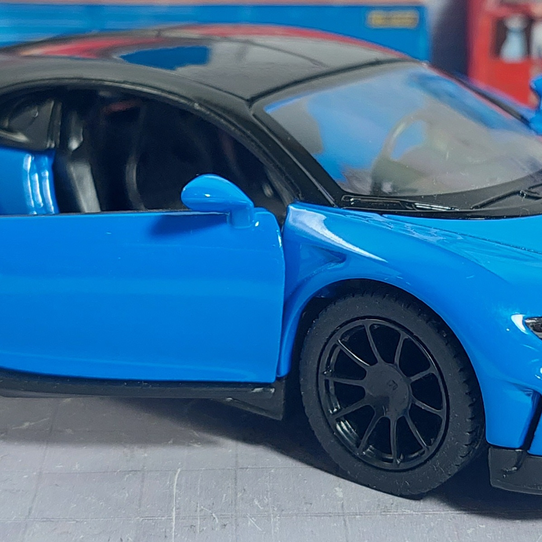 BUGATTI CHIRON AZUL 1/36 ,KINSMART EN CAJA 4