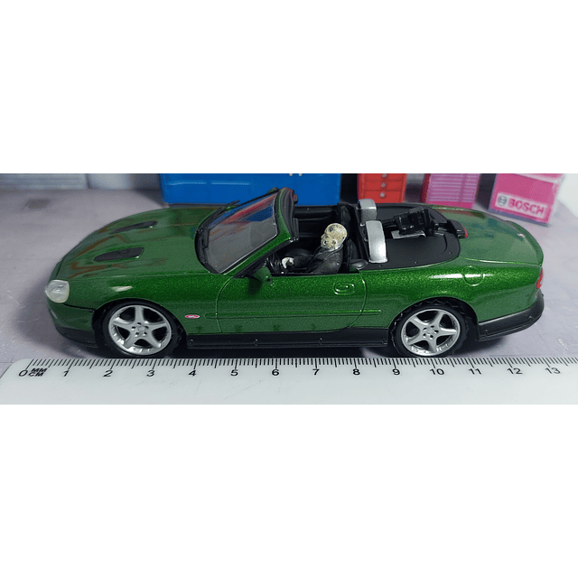 Jaguar xkr 007 die anoter day Escala 1/36 marca corgi escala 1/36