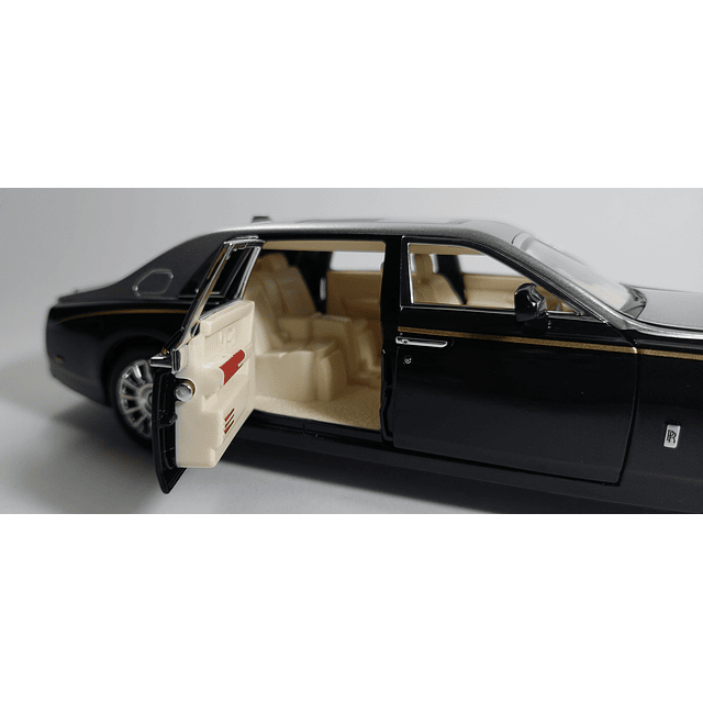 Rolls Royce Phantom, Che Zhi, Escala 1-28