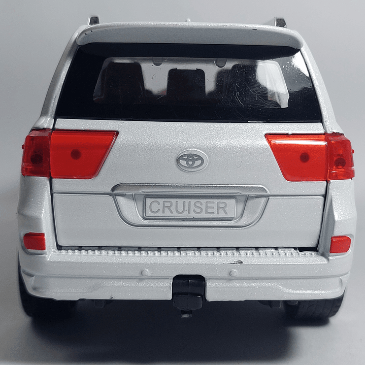 Toyota Land cruiser 300, Escala 1-24 4