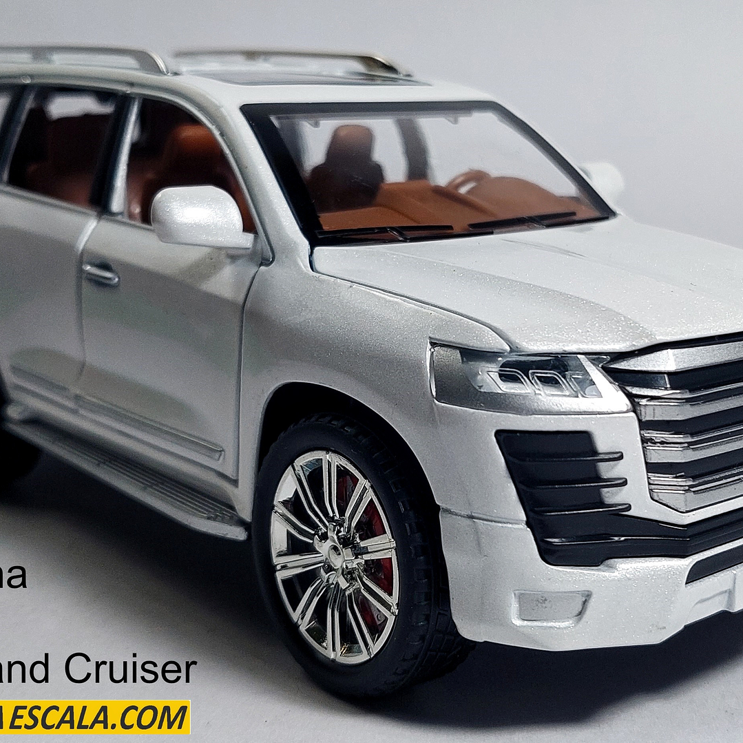 Toyota Land cruiser 300, Escala 1-24 1