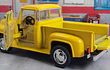FORD F 100 1956 AMARILLA Escala 1/36 marca Kinsmart 