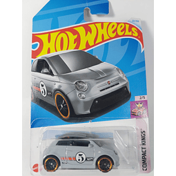 Hot Wheels FIAT 500 E Escala 1-64