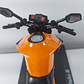 Moto Ktm 1290 Super Duke R, Escala 1/12 - Miniatura 5