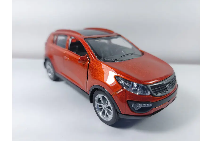 Kia sportage naranja oscuro 2015  1/36 LED