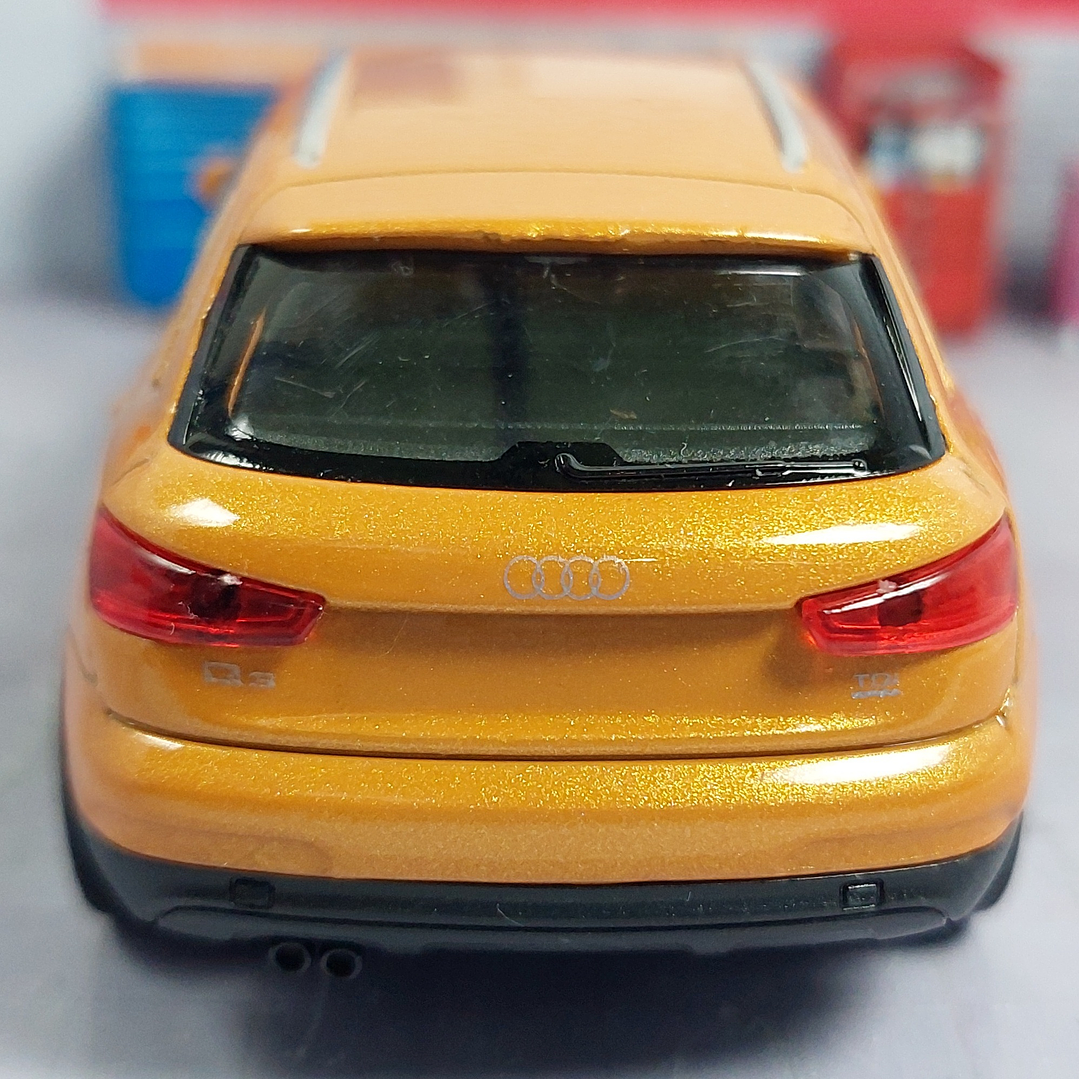 AUDI Q3 MARCA: WELLY ESCALA 1/36  3