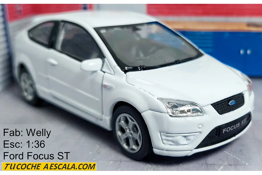 FORD FOCUS ST BLANCO MARCA WELLY ESCALA 1/36﻿